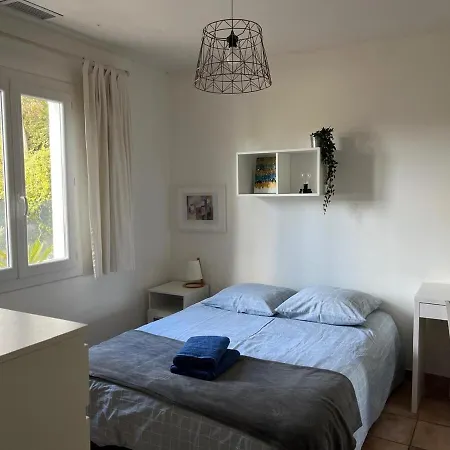 Holiday home Oustau 15 Cote D'azur Piscine Et Nature
